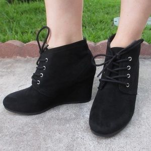 Arizona Jean Company Black Lilly Booties